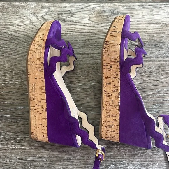 Prada shoes EUC size 37 - Picture 3 of 4